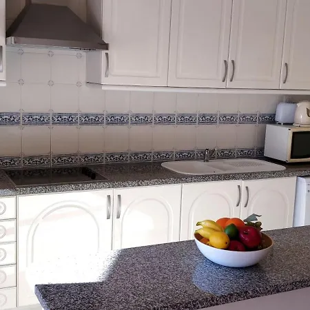 Praiamar T1 5º - New Uauhomes Beach 1bdr 300mts To Beach 아파트 포티마오