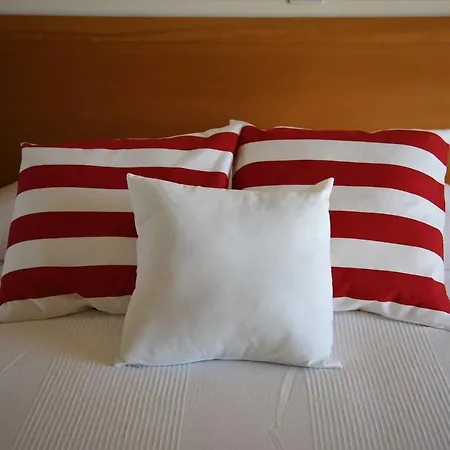 Praiamar T1 5º - New Uauhomes Beach 1bdr 300mts To Beach 아파트